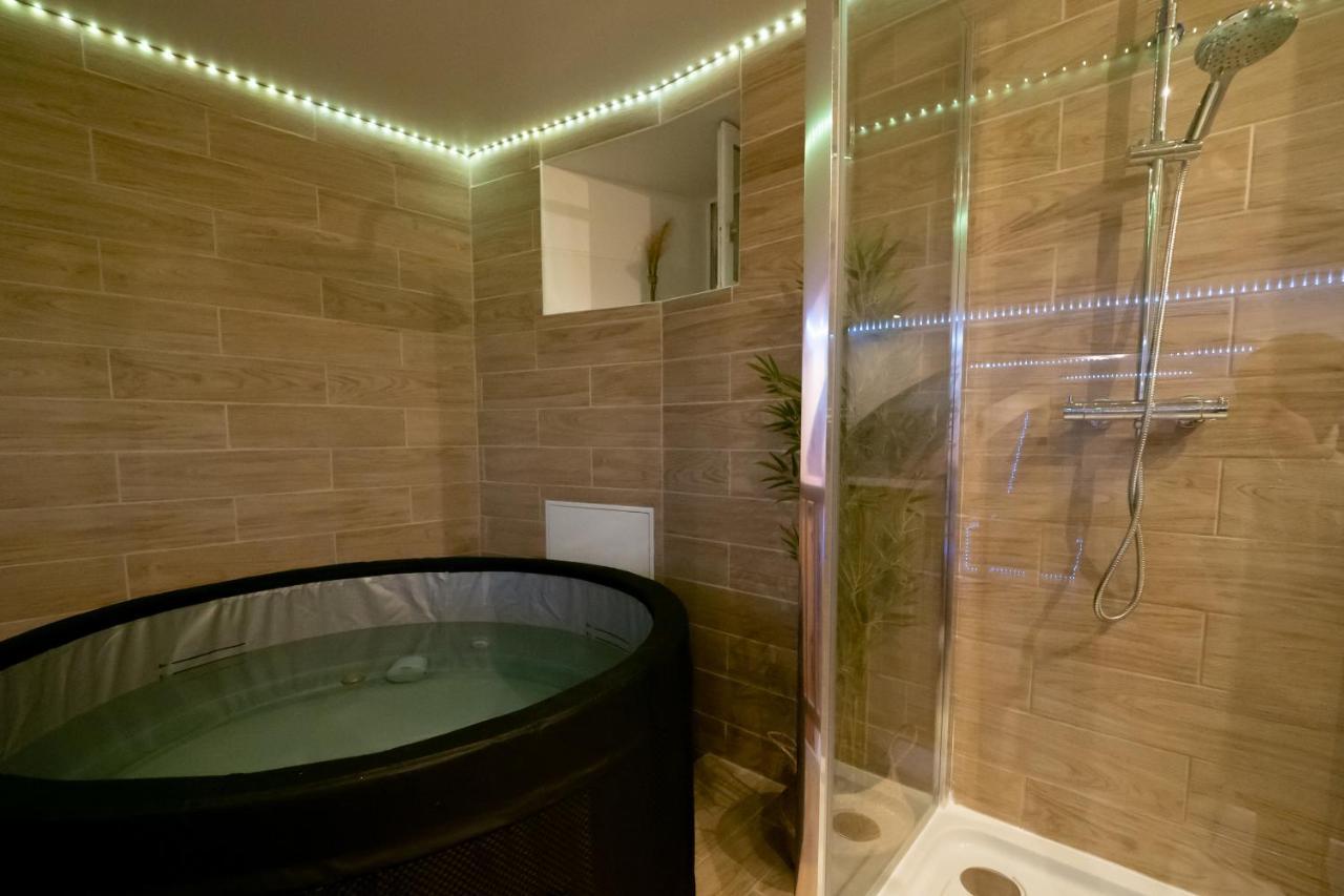Le Spa De La Cathedrale - Jacuzzi - Sauna - Champagne - Netflix - Wifi Troyes Exterior foto