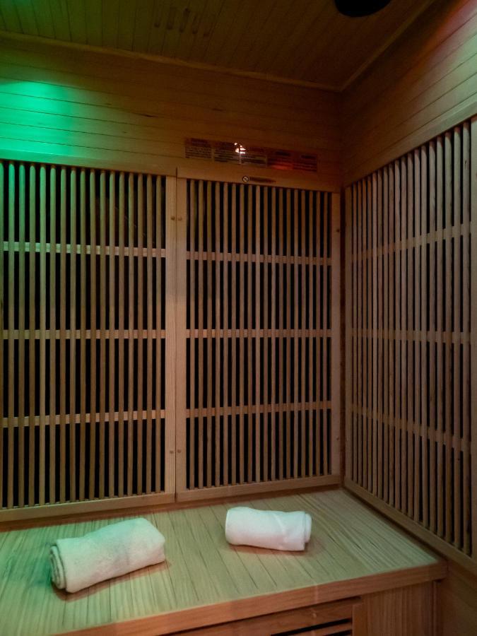 Le Spa De La Cathedrale - Jacuzzi - Sauna - Champagne - Netflix - Wifi Troyes Exterior foto